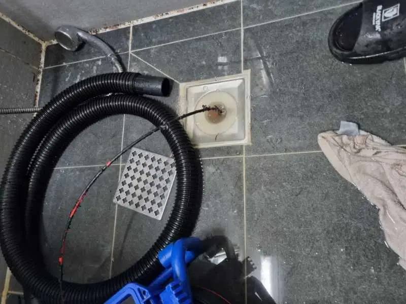 마포구 아파트 변기 역류, 관리사무소에 먼저 연락해야 할 때